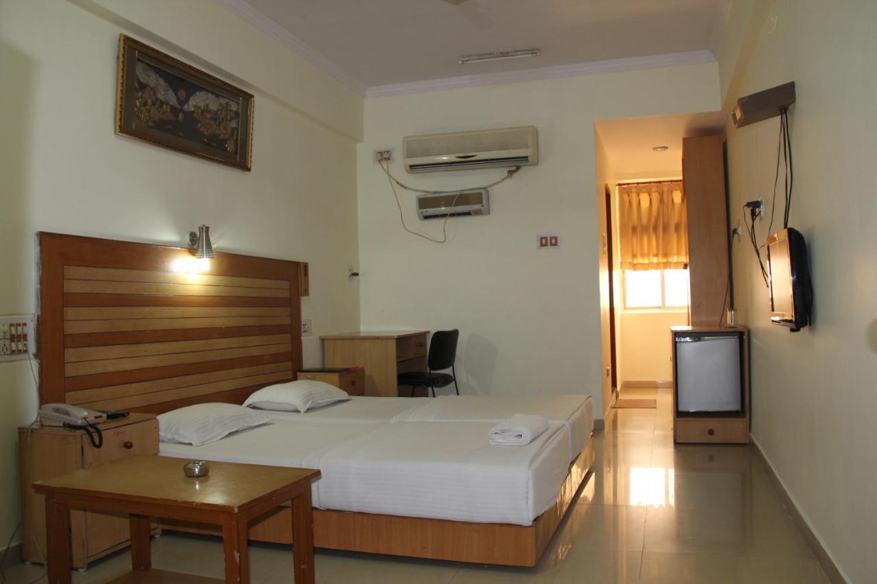 Hotel Vijay Shree Deluxe Patna  Room photo