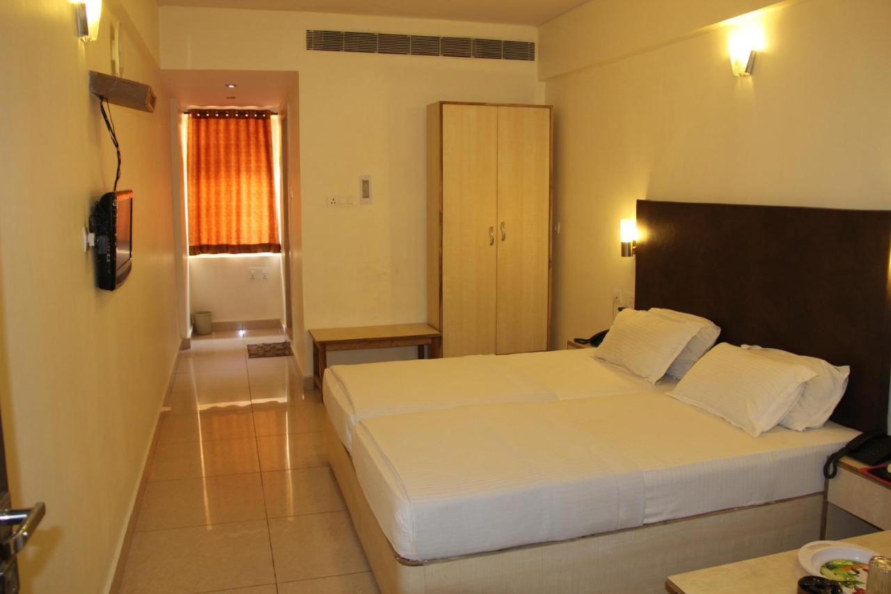 Hotel Vijay Shree Deluxe Patna  Room photo